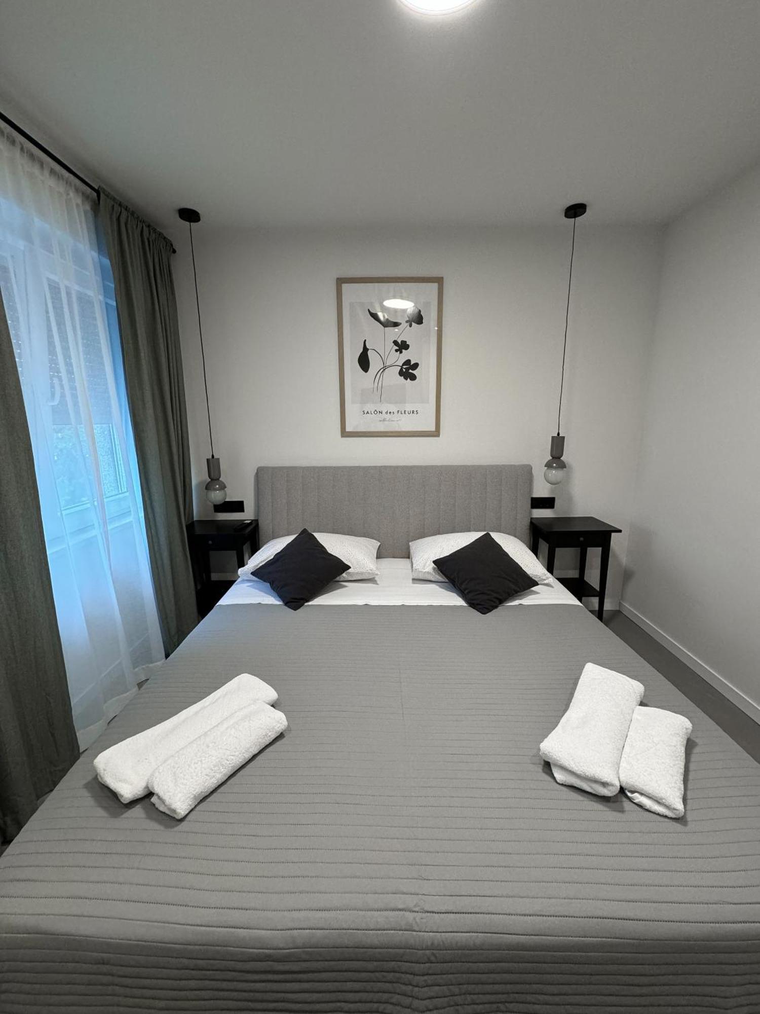 Pamar Downtown Apartments Сплит Экстерьер фото